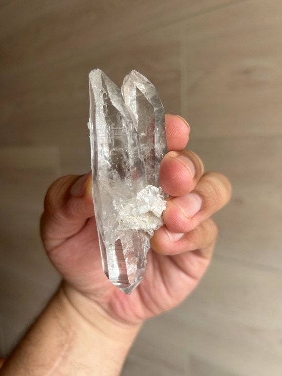 Jewelry - Natural Clear Quartz Twin Crystal Cluster Specimen 88g